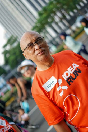 Race photo from NU SKIN RUNNING CLUB