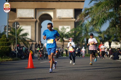 Race photo from Kediri Half Marathon 2024