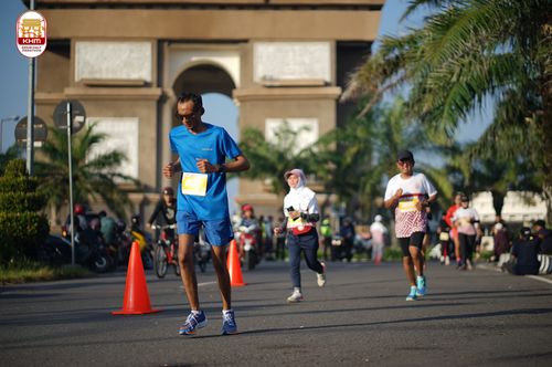 Race photo from Kediri Half Marathon 2024
