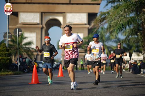 Race photo from Kediri Half Marathon 2024