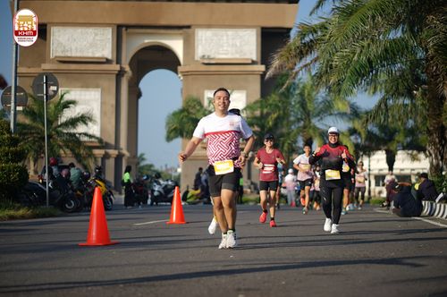 Race photo from Kediri Half Marathon 2024