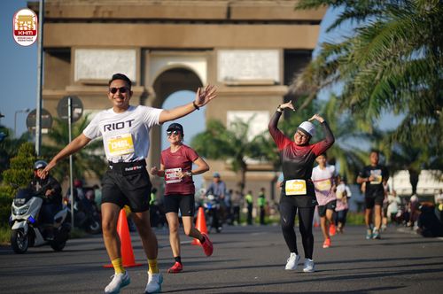 Race photo from Kediri Half Marathon 2024