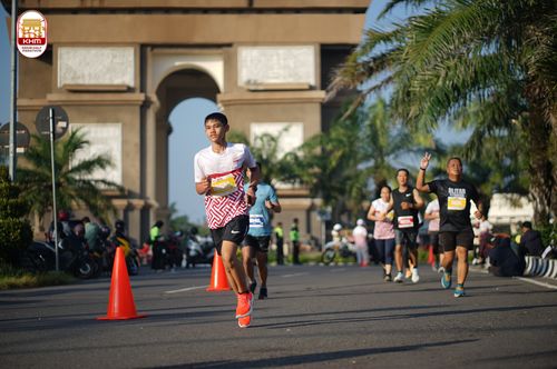 Race photo from Kediri Half Marathon 2024