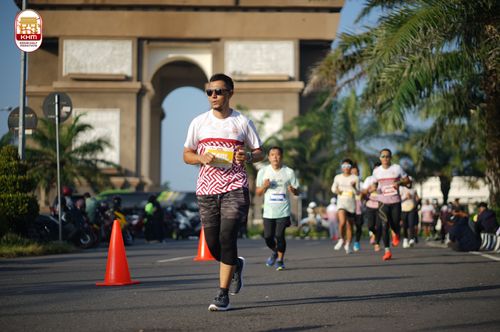 Race photo from Kediri Half Marathon 2024