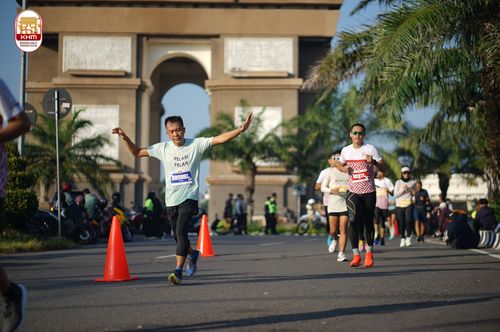 Race photo from Kediri Half Marathon 2024
