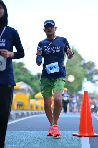 Race photo from KEMLU RUN 2025