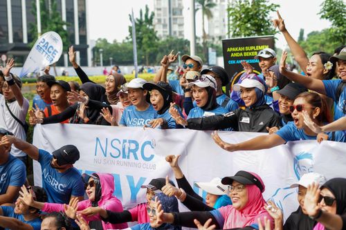 Race photo from NU SKIN RUNNING CLUB