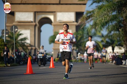 Race photo from Kediri Half Marathon 2024