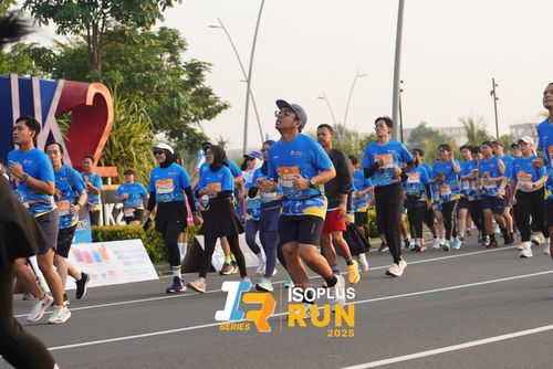 Race photo from ISOPLUS RUN 2025 - JAKARTA
