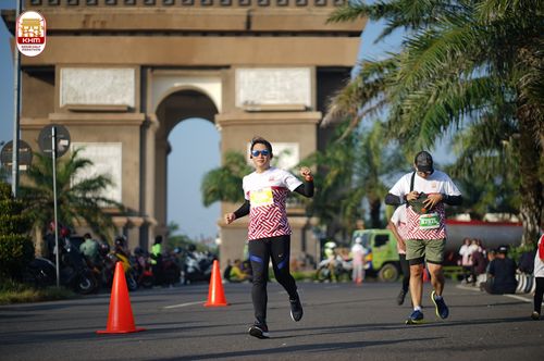 Race photo from Kediri Half Marathon 2024