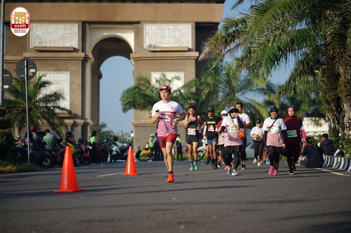 Race photo from Kediri Half Marathon 2024
