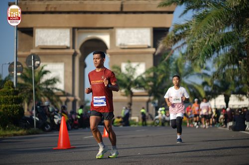 Race photo from Kediri Half Marathon 2024