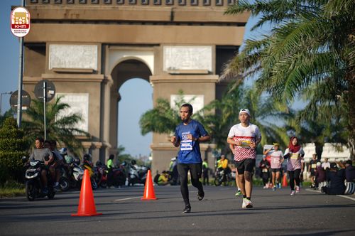 Race photo from Kediri Half Marathon 2024