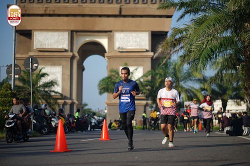 Race photo from Kediri Half Marathon 2024