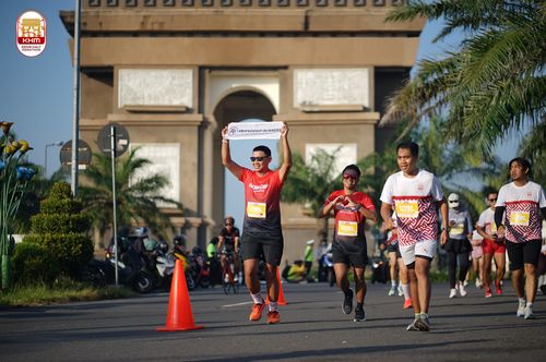Race photo from Kediri Half Marathon 2024