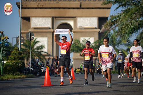 Race photo from Kediri Half Marathon 2024