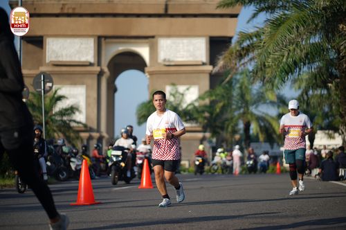 Race photo from Kediri Half Marathon 2024