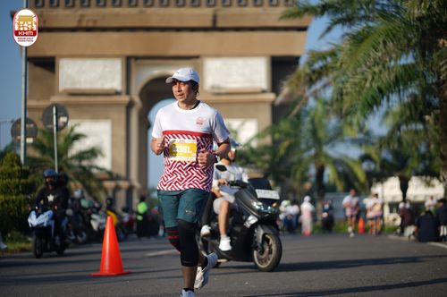 Race photo from Kediri Half Marathon 2024