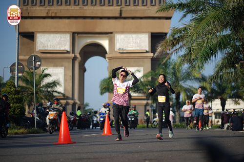 Race photo from Kediri Half Marathon 2024