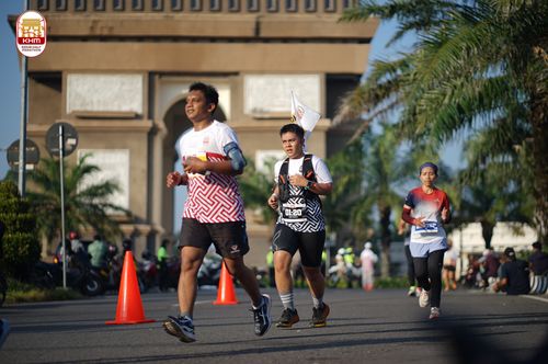 Race photo from Kediri Half Marathon 2024