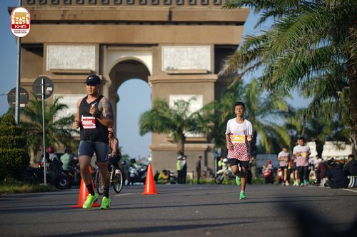 Race photo from Kediri Half Marathon 2024