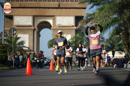 Race photo from Kediri Half Marathon 2024