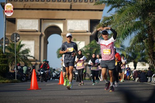 Race photo from Kediri Half Marathon 2024