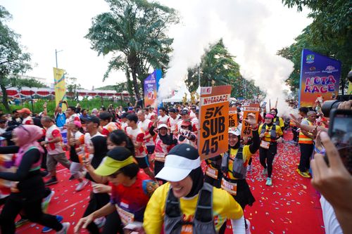 Race photo from NOTARACE 2025