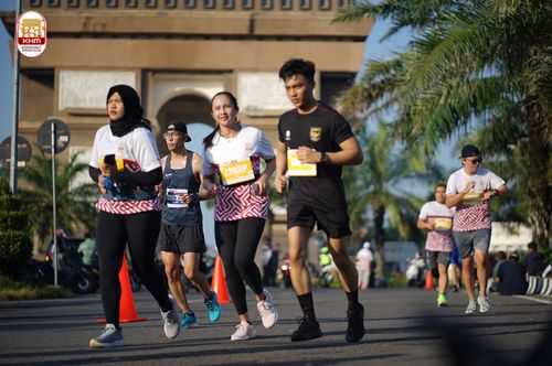 Race photo from Kediri Half Marathon 2024