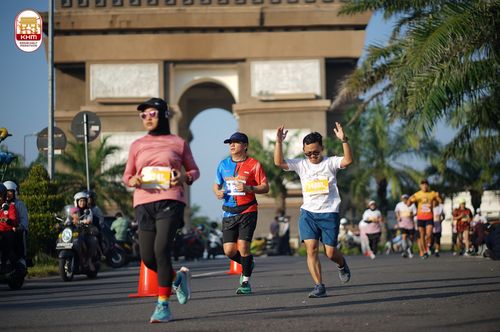Race photo from Kediri Half Marathon 2024