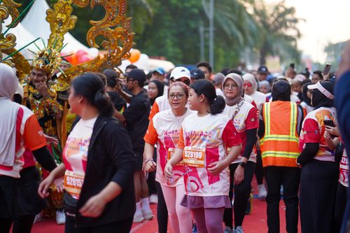 Race photo from NOTARACE 2025