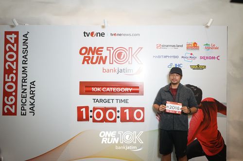 Race photo from ONE RUN 10 K