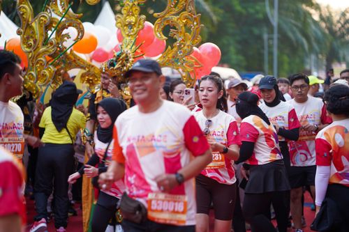 Race photo from NOTARACE 2025