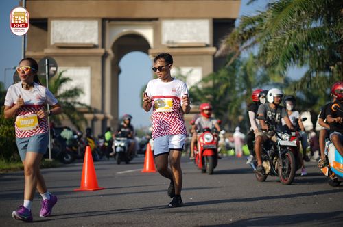 Race photo from Kediri Half Marathon 2024