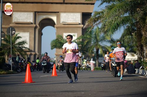 Race photo from Kediri Half Marathon 2024