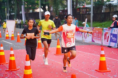 Race photo from NOTARACE 2025