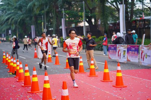 Race photo from NOTARACE 2025
