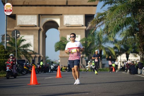Race photo from Kediri Half Marathon 2024