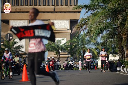 Race photo from Kediri Half Marathon 2024