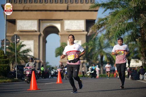 Race photo from Kediri Half Marathon 2024