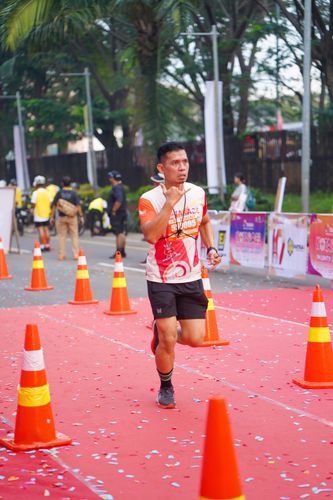 Race photo from NOTARACE 2025