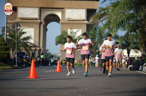 Race photo from Kediri Half Marathon 2024