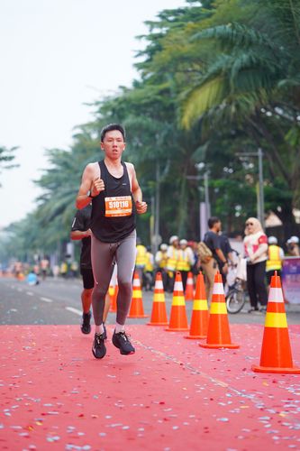 Race photo from NOTARACE 2025