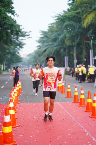 Race photo from NOTARACE 2025