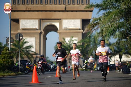 Race photo from Kediri Half Marathon 2024