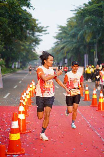 Race photo from NOTARACE 2025