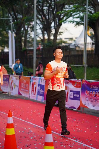 Race photo from NOTARACE 2025
