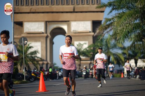 Race photo from Kediri Half Marathon 2024