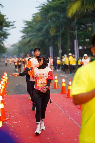 Race photo from NOTARACE 2025
