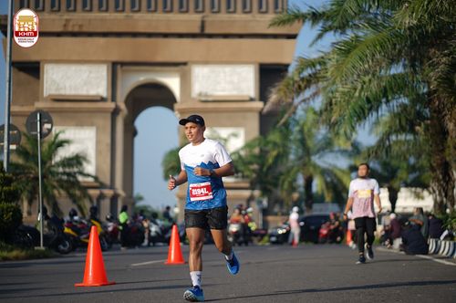 Race photo from Kediri Half Marathon 2024